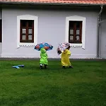 Guest house Aracsi Vendeghaz 4*