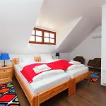 Aracsi Vendeghaz Balatonfured