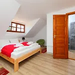 Aracsi Vendeghaz 4*