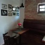 Aracsi Vendeghaz Guest house 4*