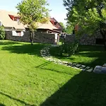 Aracsi Vendeghaz 4*