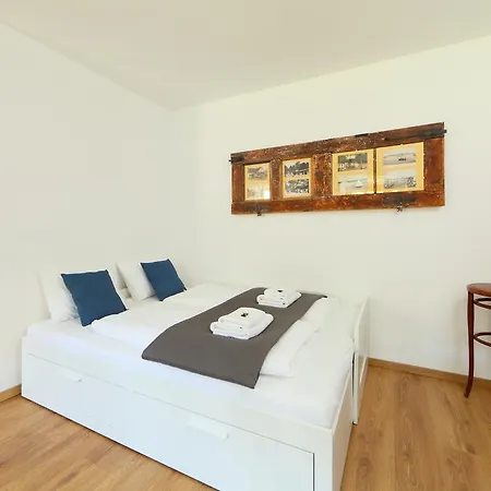 Pensjonat Aracsi Vendeghaz