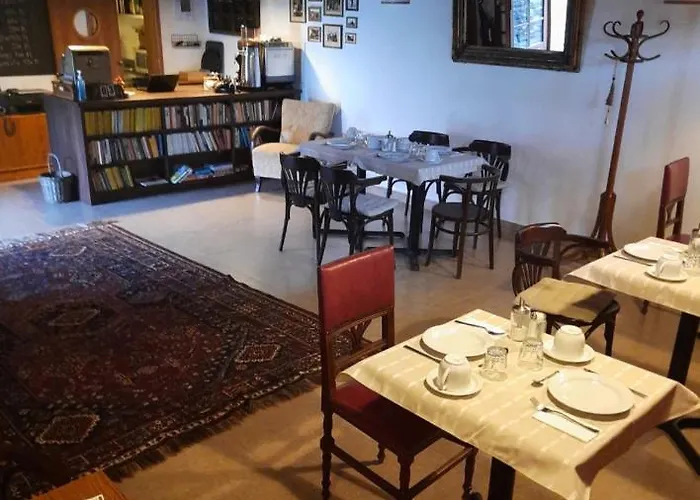 Aracsi Vendeghaz 게스트하우스 4*